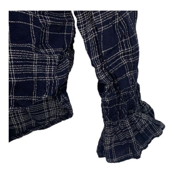 E Hanger M Navy Plaid Button-Up Long Sleeve Blouse With Ruffle Cuffs Size M - Picture 2 of 7